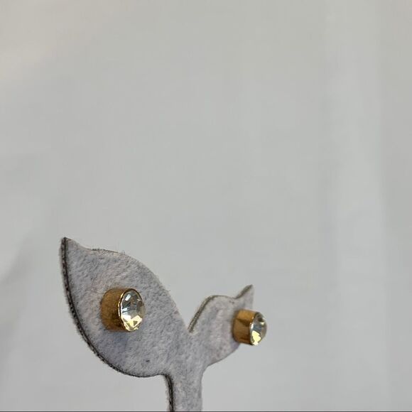 Silver gold tone Crystal Rhinestone stud earrings - Picture 7 of 10